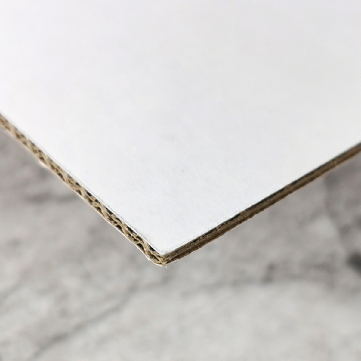 Cartón microcanal, ideal para impresión, packaging sostenible, embalaje y carterlería.